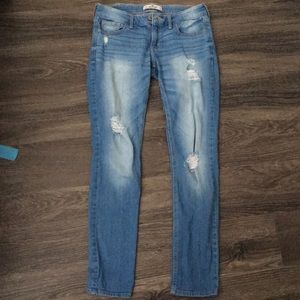Hollister jeans
